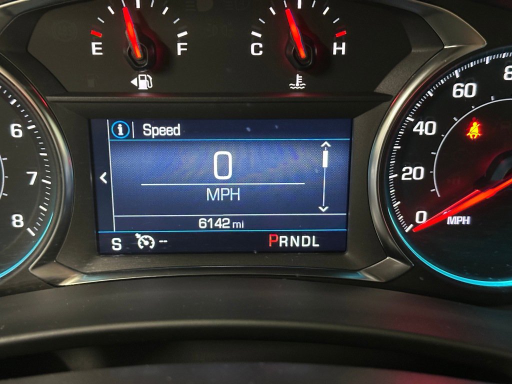 Used 2024 Chevrolet Equinox LT w/ LPO, Floor Liner Package image 3