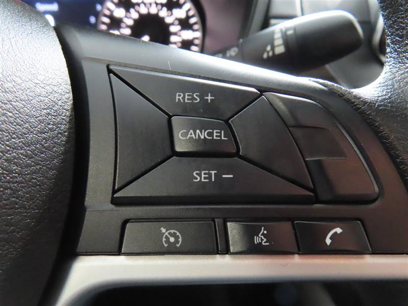 Used 2024 Nissan Altima 2.5 SV FWD image 21