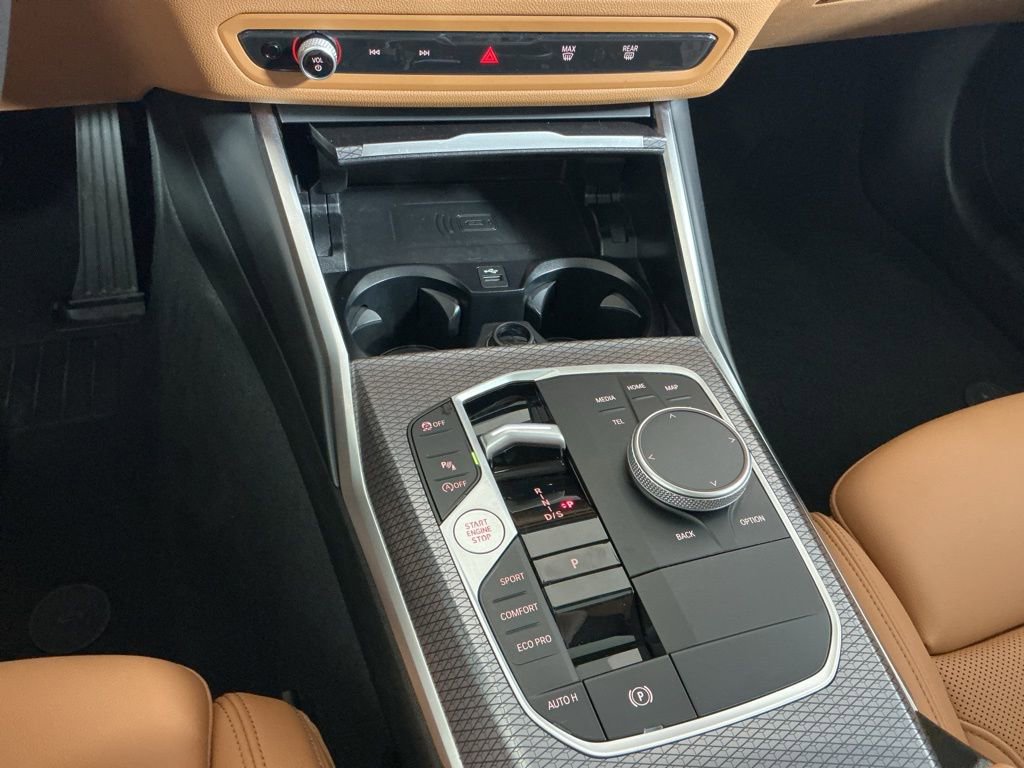 Certified 2025 BMW 330i Sedan w/ M Sport Package RWD image 13