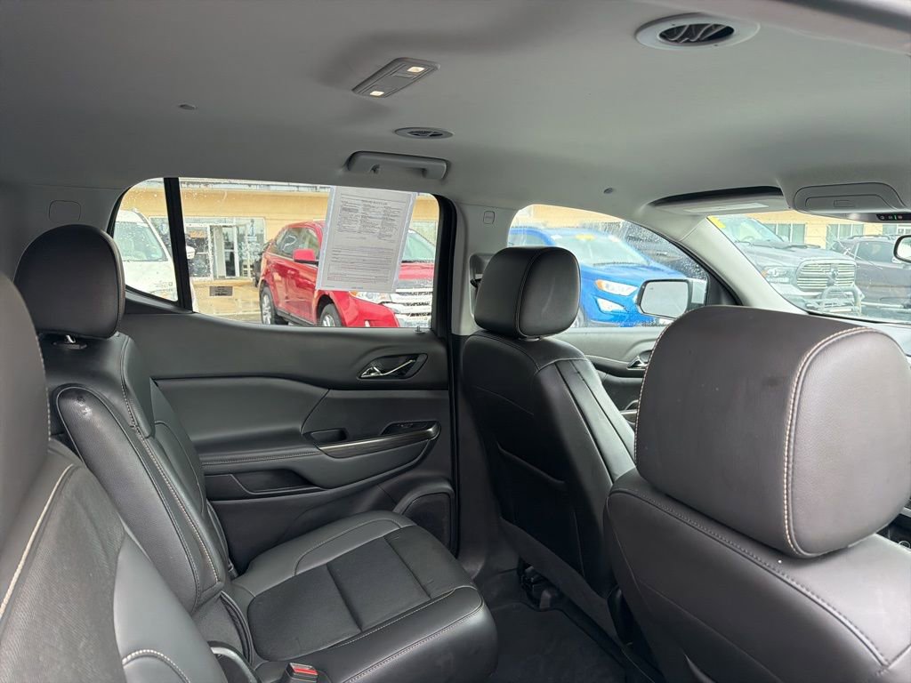 Used 2023 GMC Acadia SLT image 14