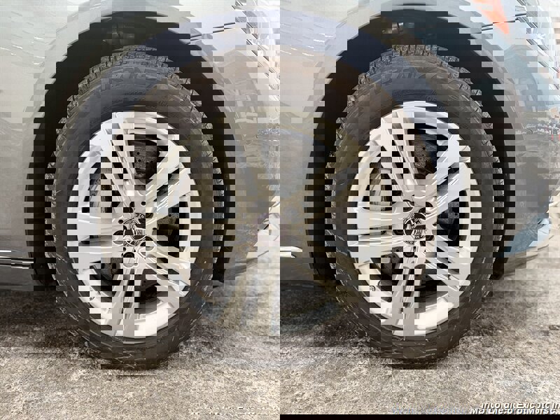 Used 2017 Mercedes-Benz S 550 S 550 4MATIC w/ Premium Package image 16