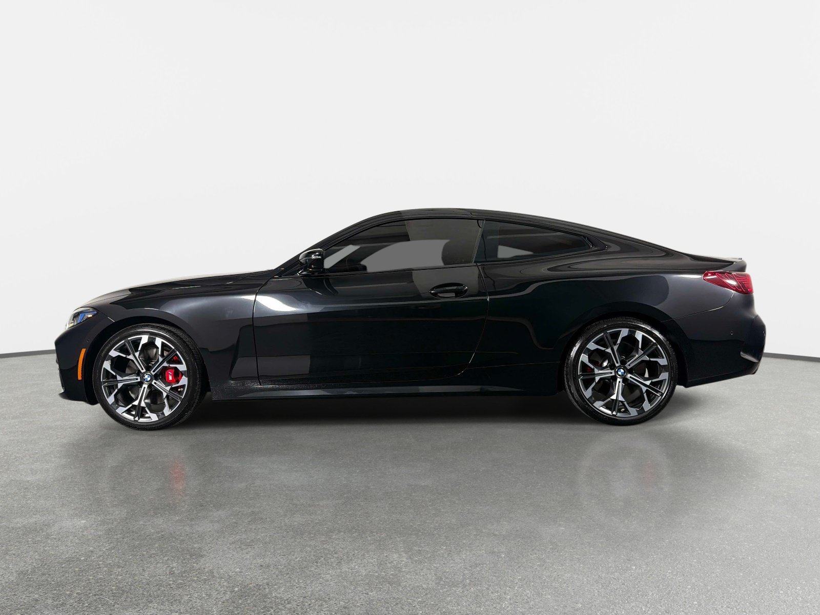Used 2025 BMW 430i xDrive Coupe w/ M Sport Package AWD/4WD image 13