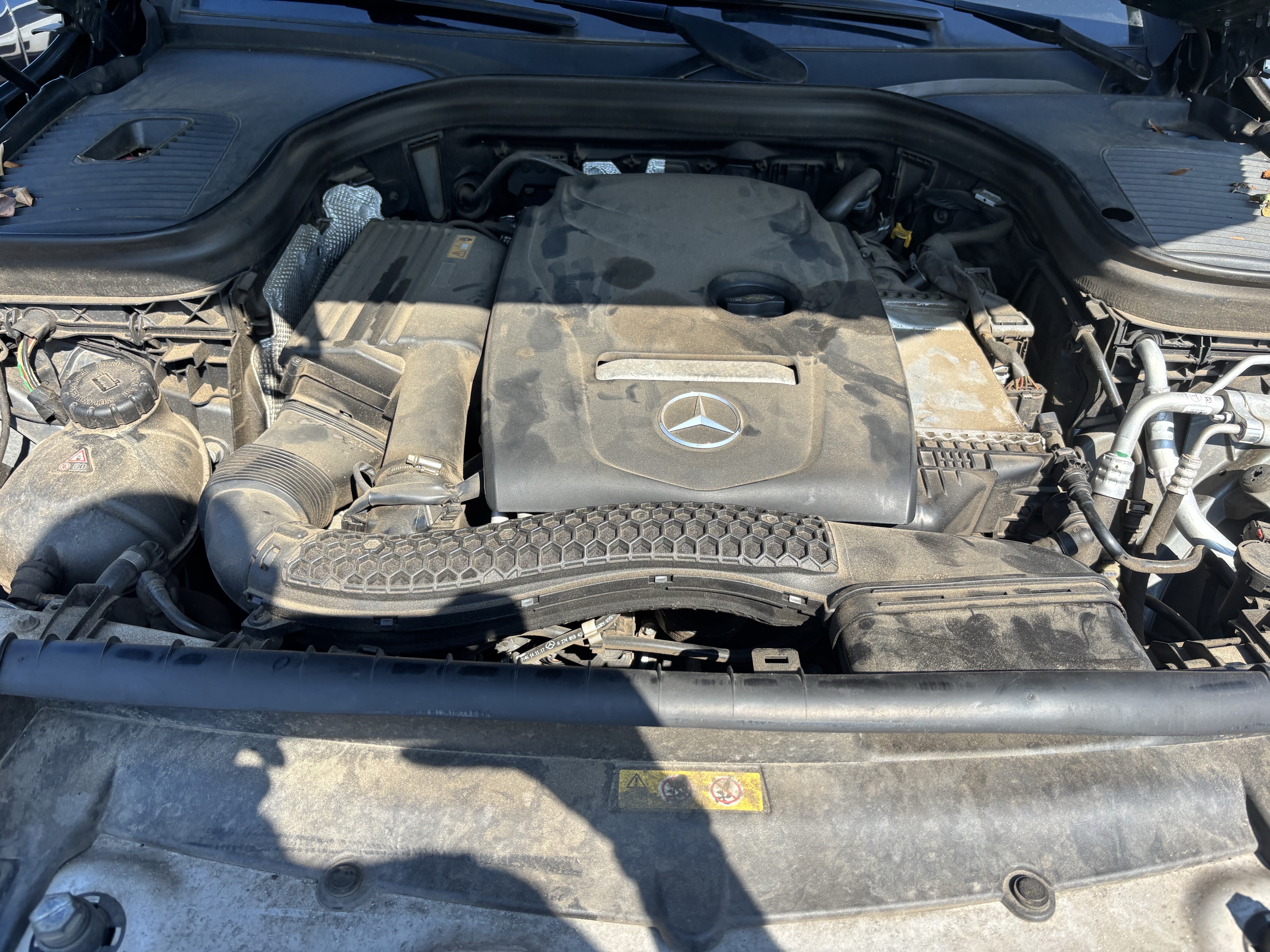Used 2018 Mercedes-Benz GLC 300 4MATIC image 36