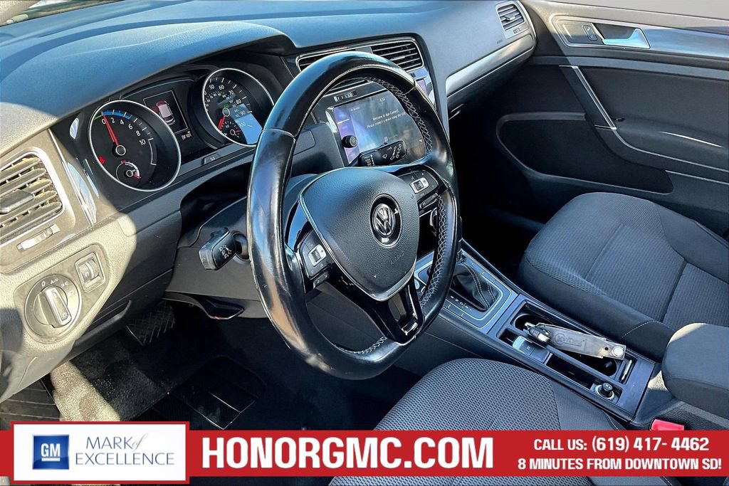 Used 2019 Volkswagen e-Golf SE w/ Driver Assistance Package FWD image 16