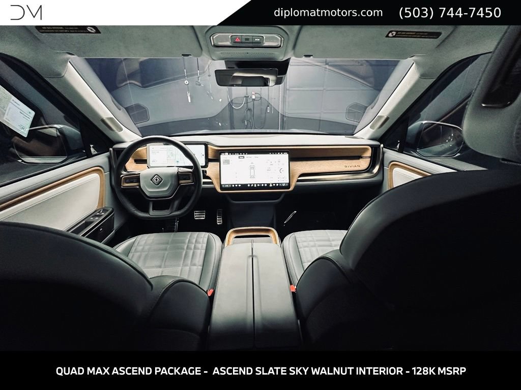 Used 2026 Rivian R1S Premium AWD/4WD image 28