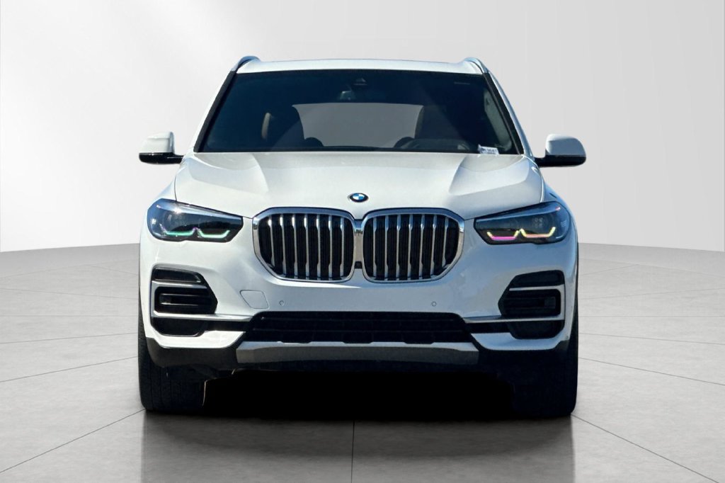 Used 2023 BMW X5 xDrive40i w/ Premium Package AWD/4WD image 9
