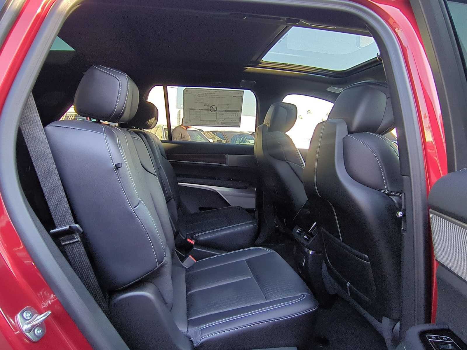 Used 2026 Cadillac Vistiq Sport AWD/4WD image 26