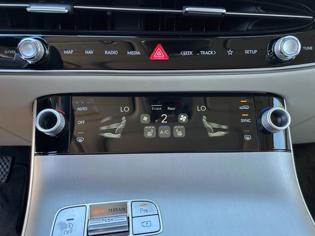 New 2026 Genesis GV70 2.5T Select AWD/4WD image 29