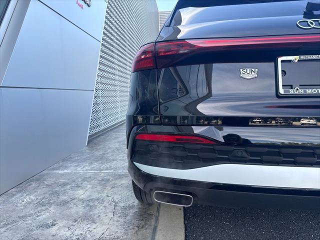 Certified 2025 Audi Q5 Premium Plus w/ Premium Plus AWD/4WD image 9