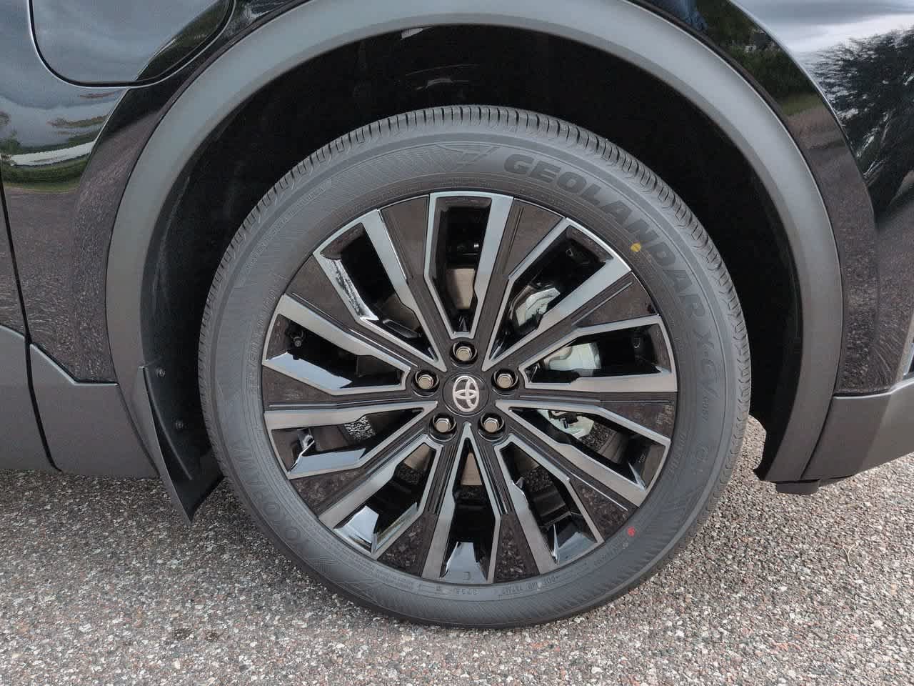 New 2026 Toyota C-HR AWD/4WD image 11