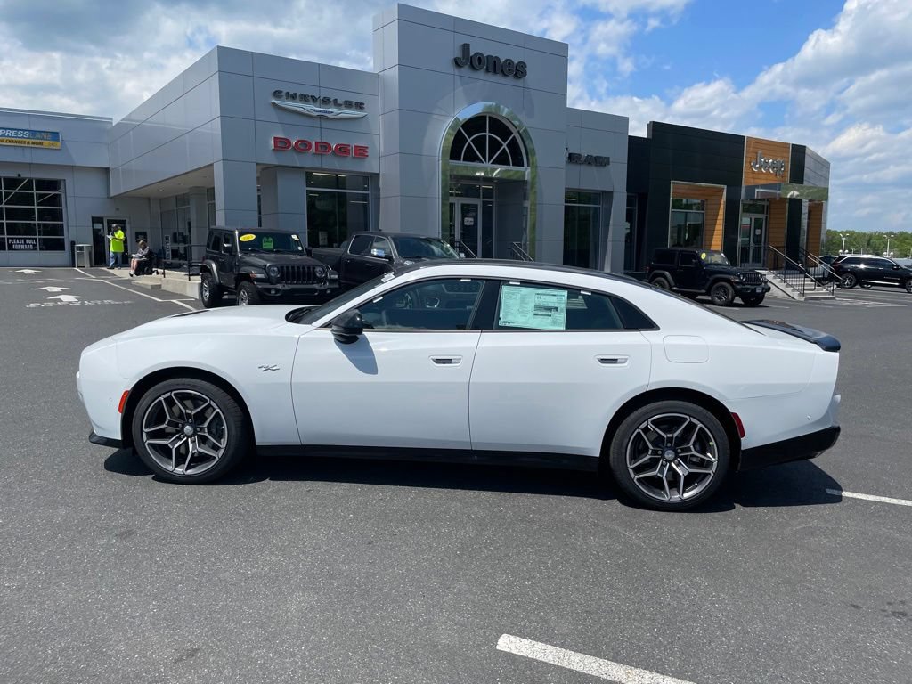 New 2026 Dodge Charger R/T AWD/4WD image 4