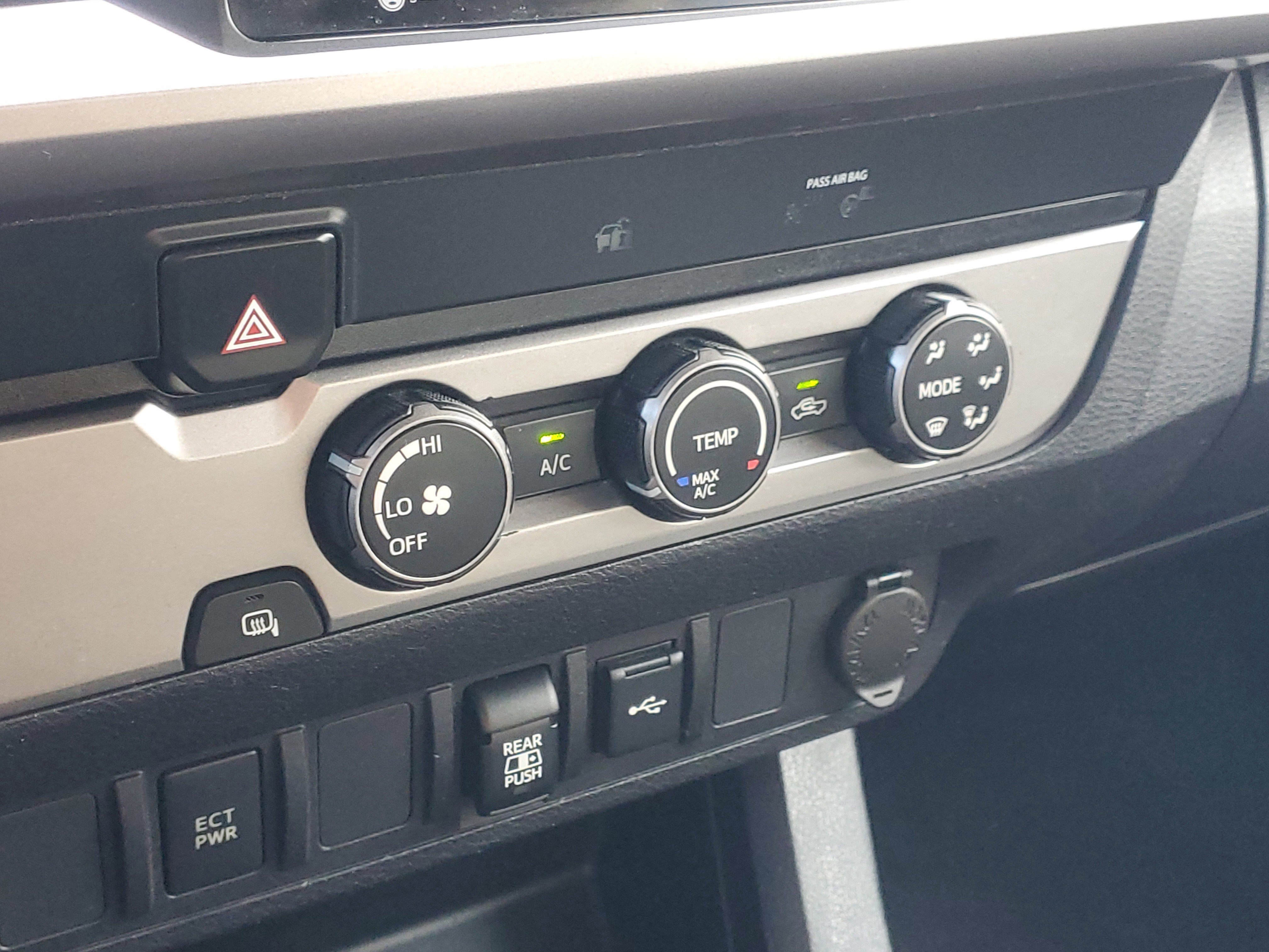 Used 2020 Toyota Tacoma SR5 image 27