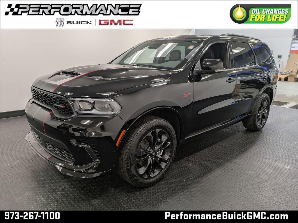 Used 2025 Dodge Durango GT image 1