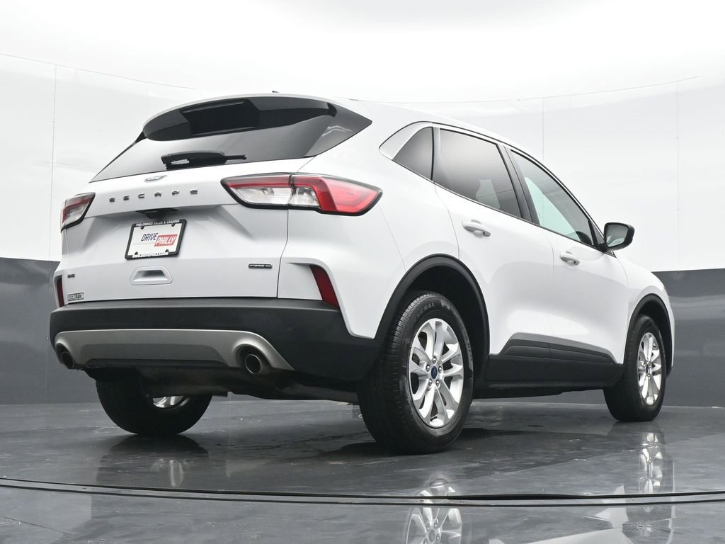 Used 2022 Ford Escape SE image 21
