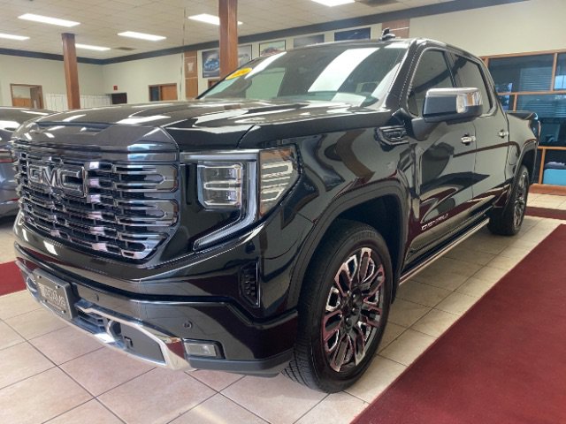 Used 2024 GMC Sierra 1500 Denali Ultimate AWD/4WD image 1