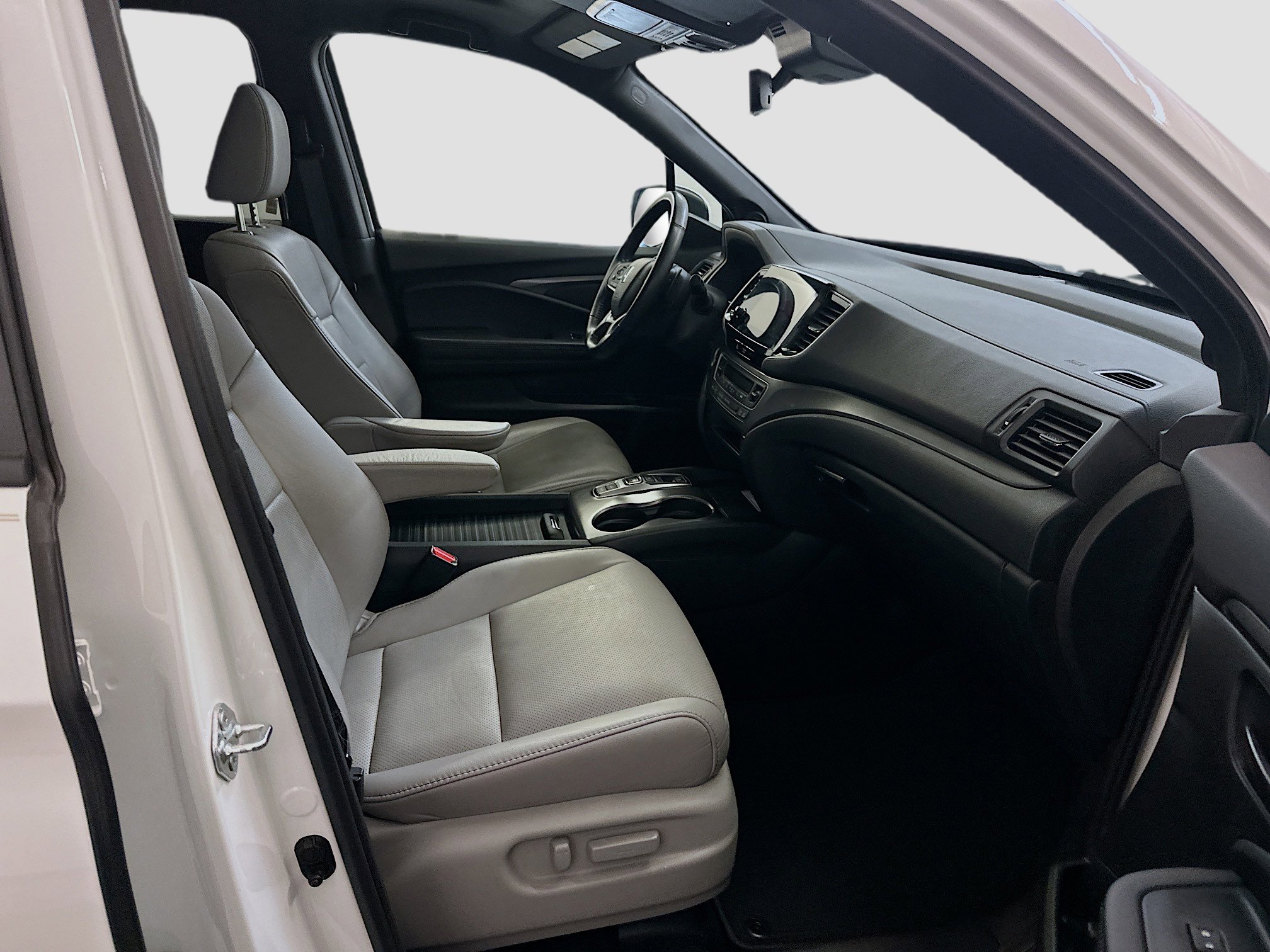 Used 2023 Honda Passport EX-L image 33