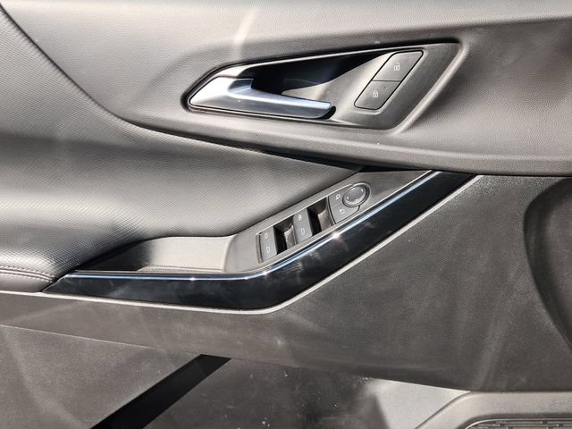 Used 2025 Chevrolet Equinox LT FWD image 24