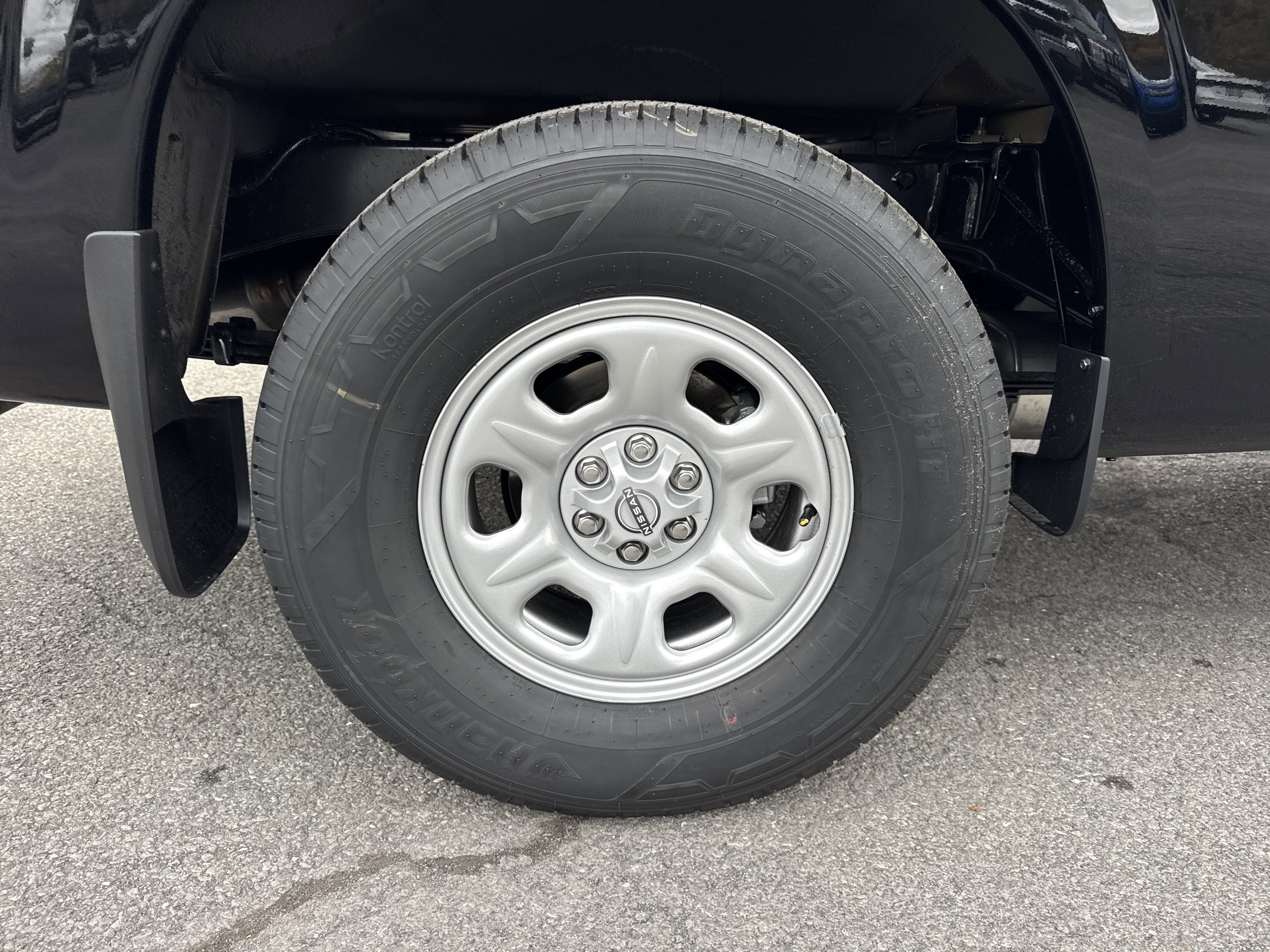 New 2026 Nissan Frontier S image 28