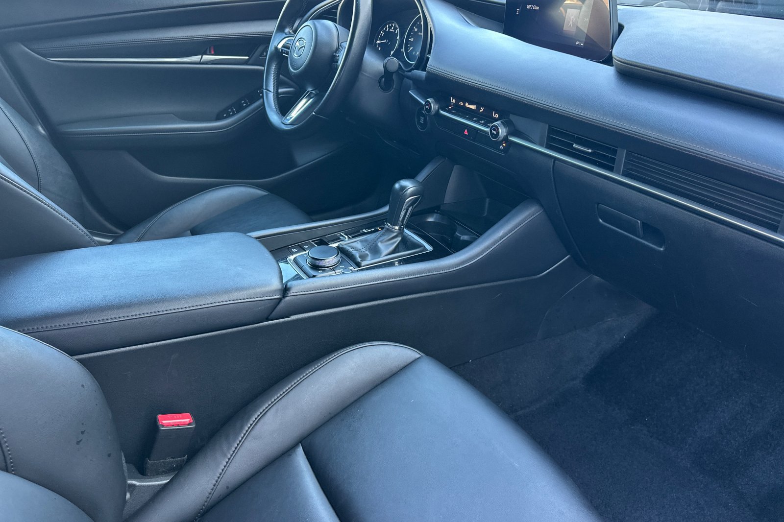 Certified 2025 MAZDA MAZDA3 s Sport FWD image 15