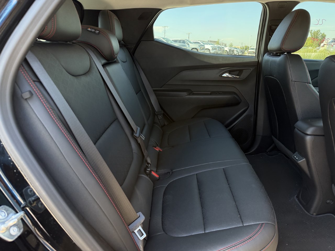 Used 2027 Chevrolet Bolt RS FWD image 25