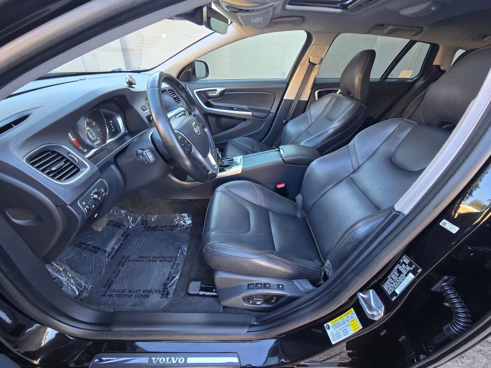 Used 2016 Volvo V60 T5 Cross Country w/ Convenience Package AWD/4WD image 12