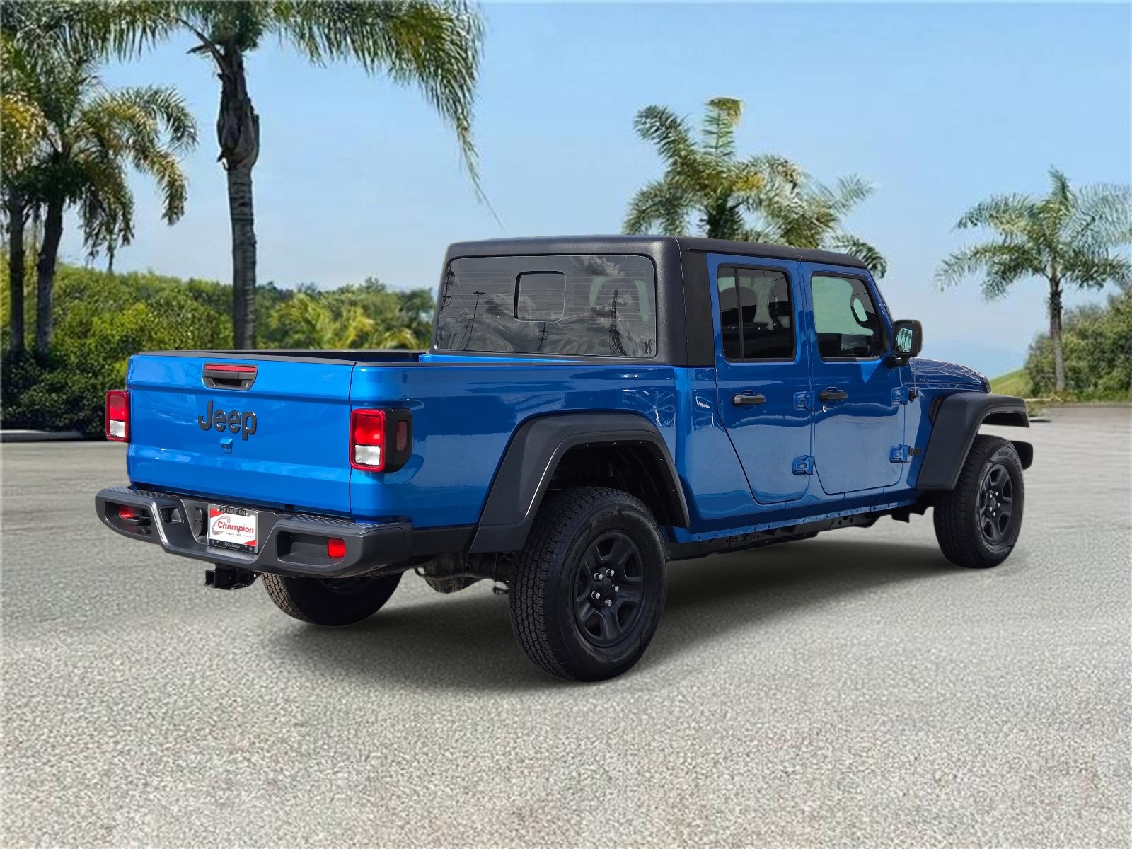 Certified 2023 Jeep Gladiator Sport w/ Trailer Tow Package AWD/4WD image 4