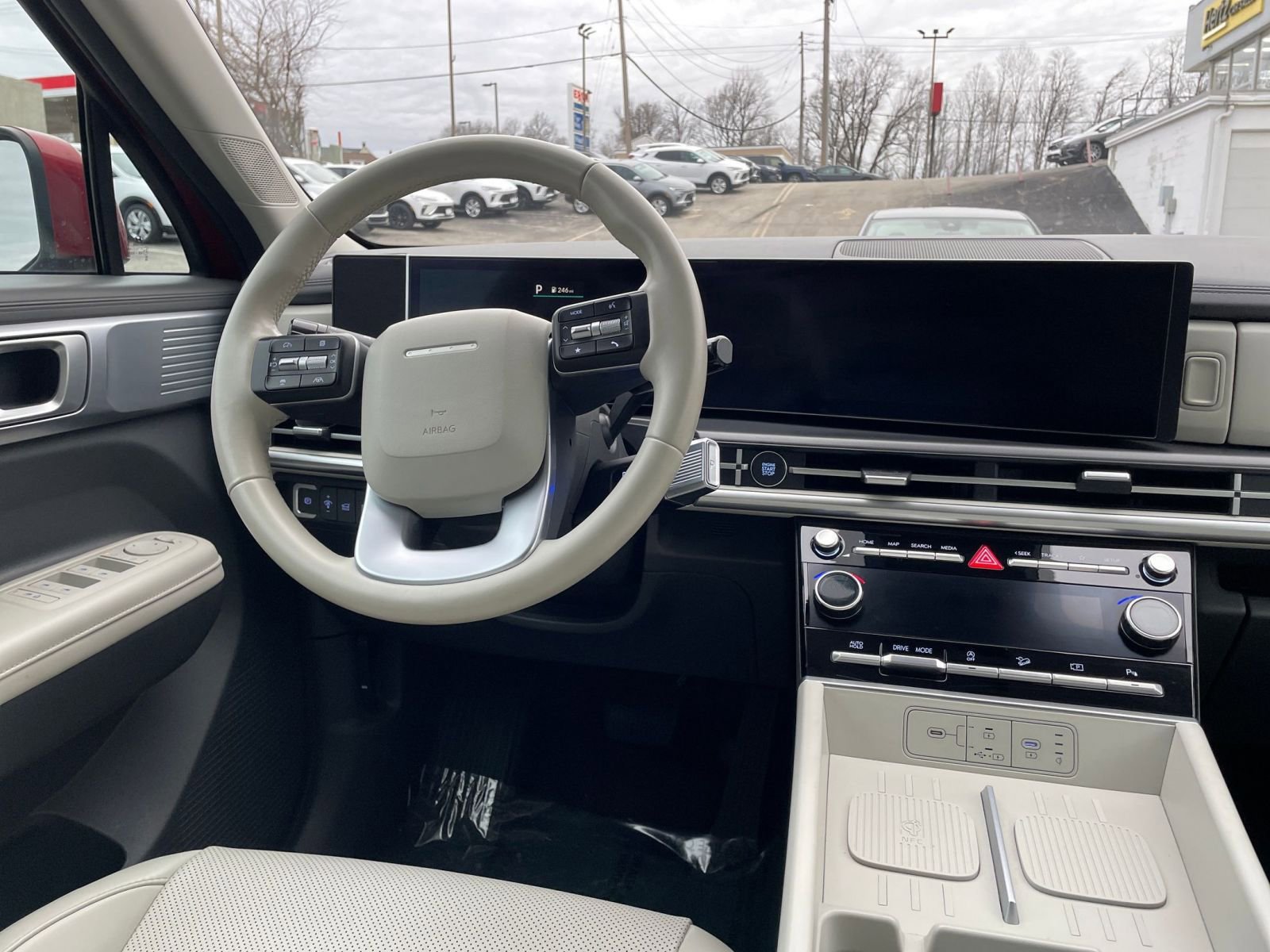 Used 2025 Hyundai Santa Fe SEL image 34