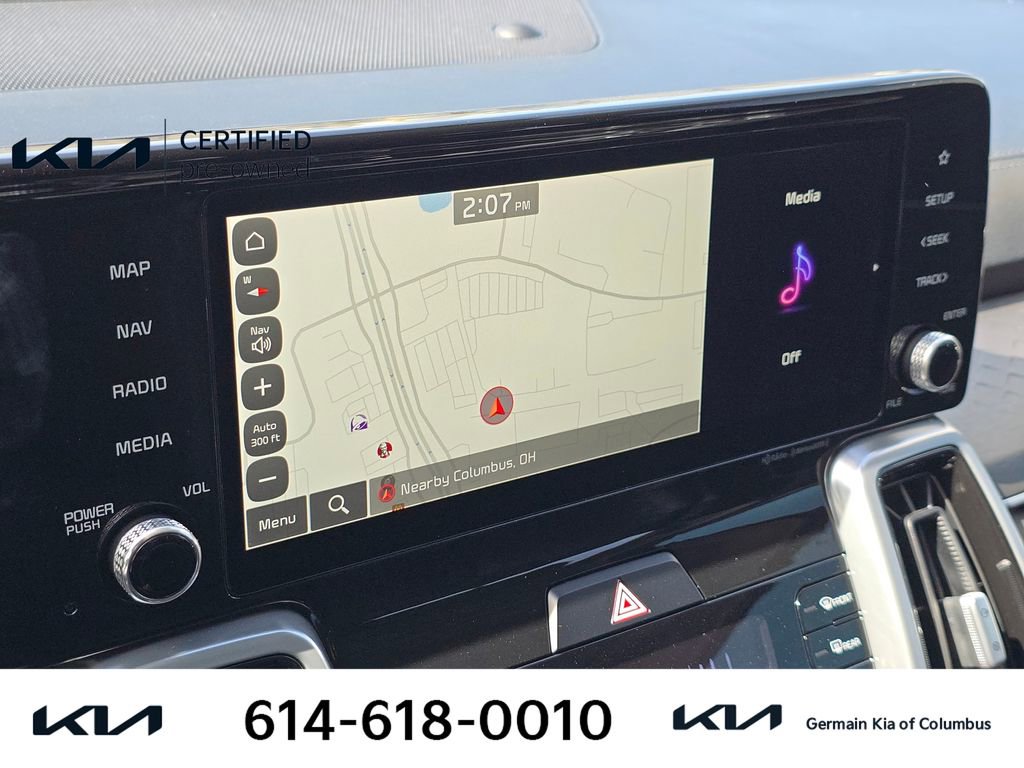Certified 2023 Kia Sorento SX image 29