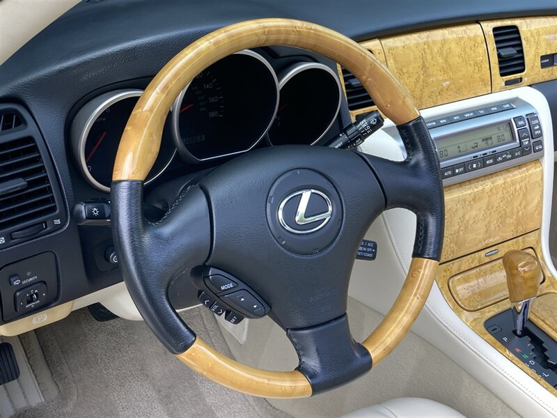 Used 2002 Lexus SC 430 Convertible RWD image 20
