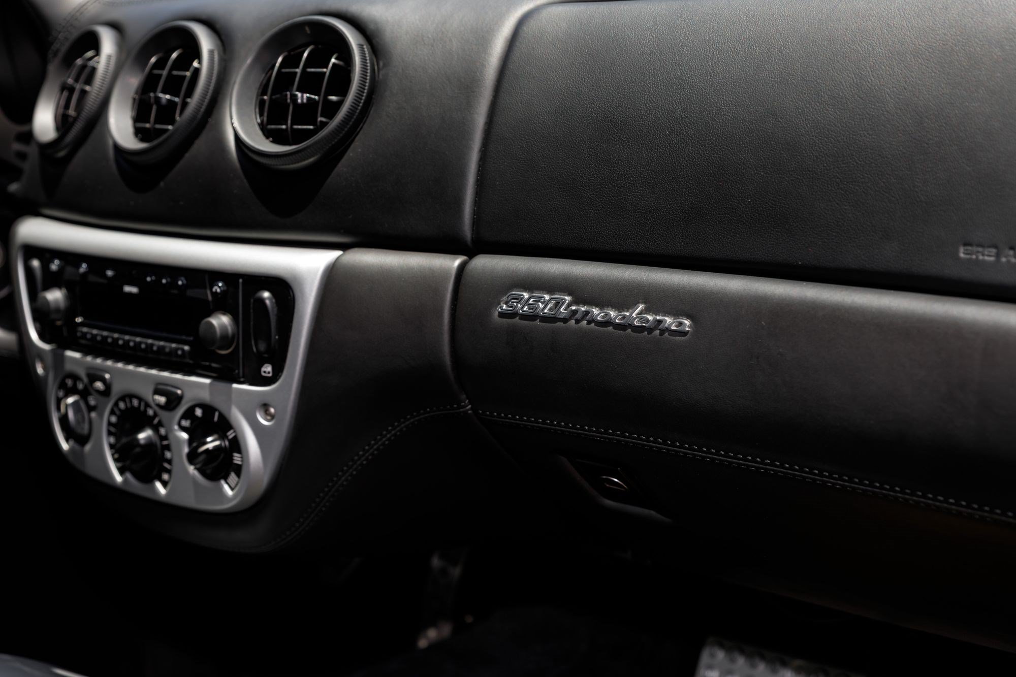 Used 2002 Ferrari 360 Modena RWD image 16