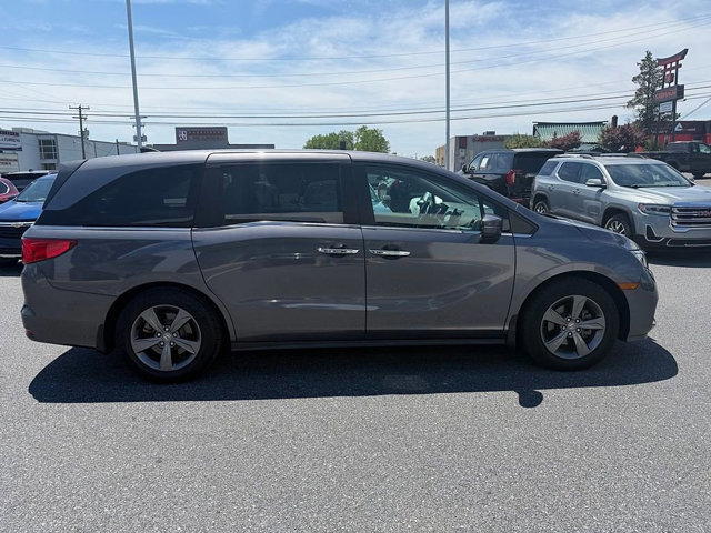 Used 2022 Honda Odyssey EX image 2