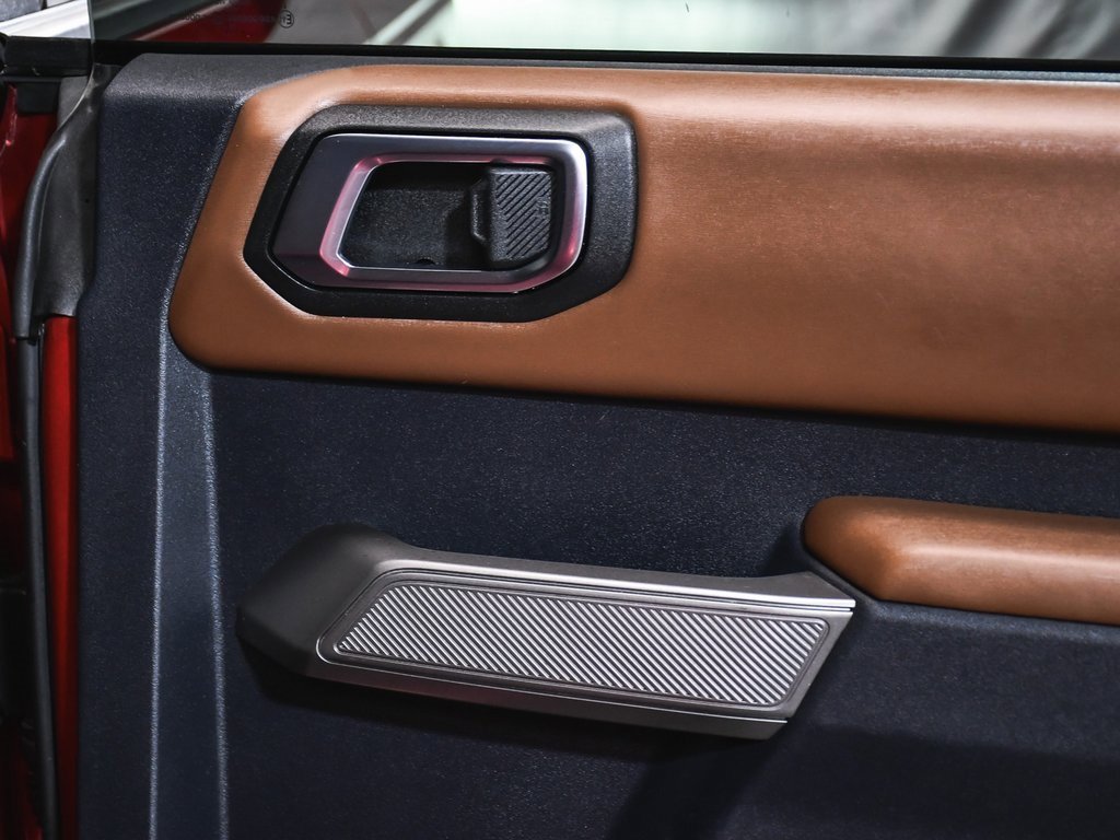 Used 2021 Ford Bronco Outer Banks image 13