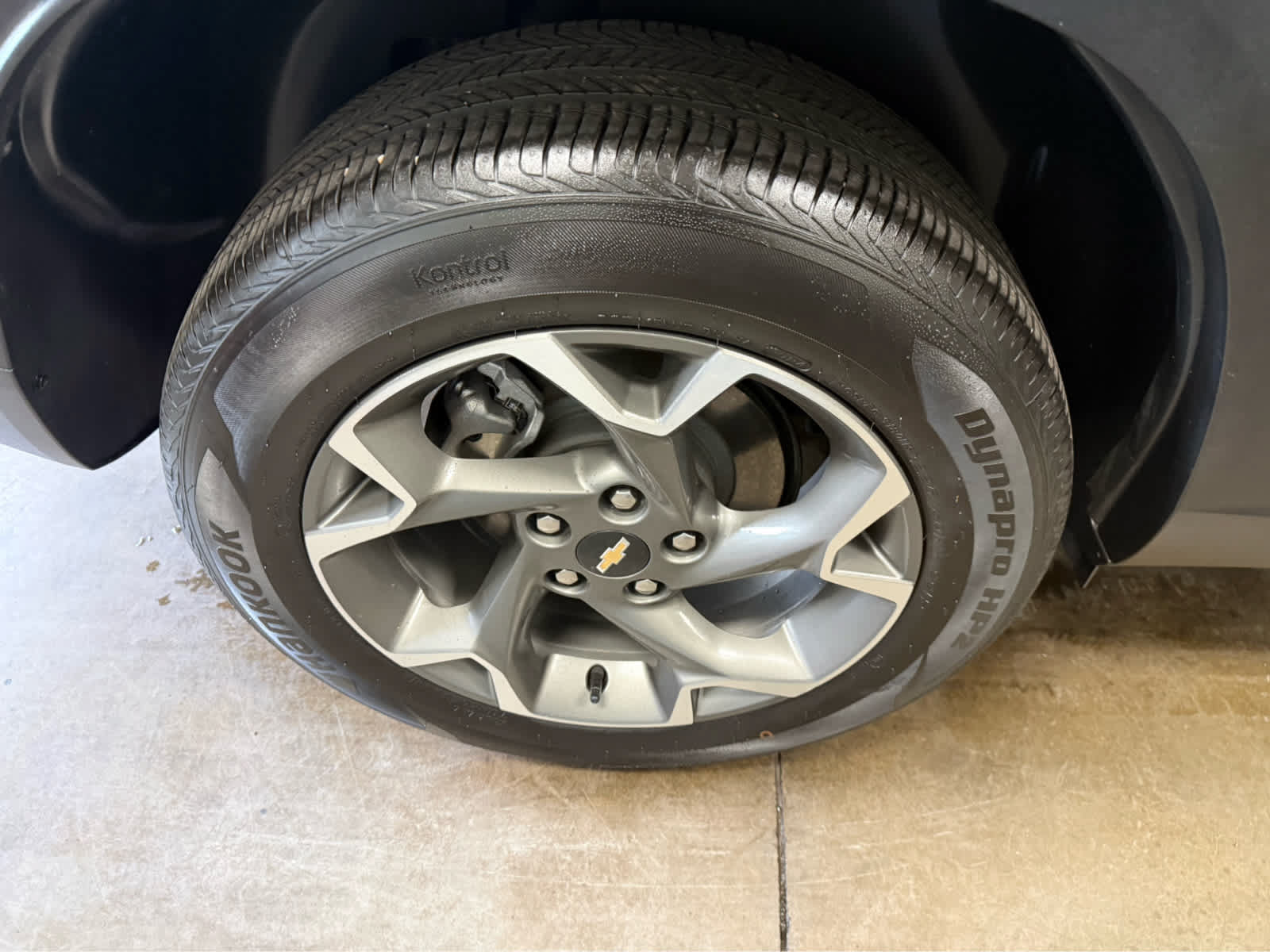 Used 2025 Chevrolet Trax LT w/ Driver Confidence Package FWD image 32