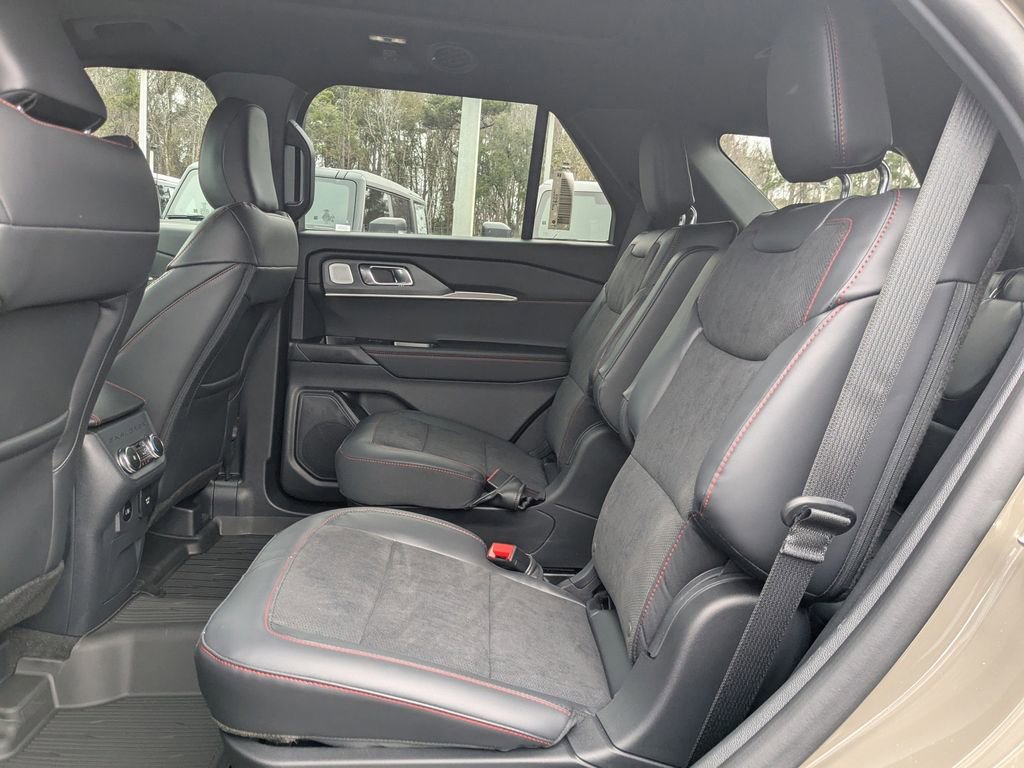 New 2026 Ford Explorer ST w/ Sun And Sound Package image 13