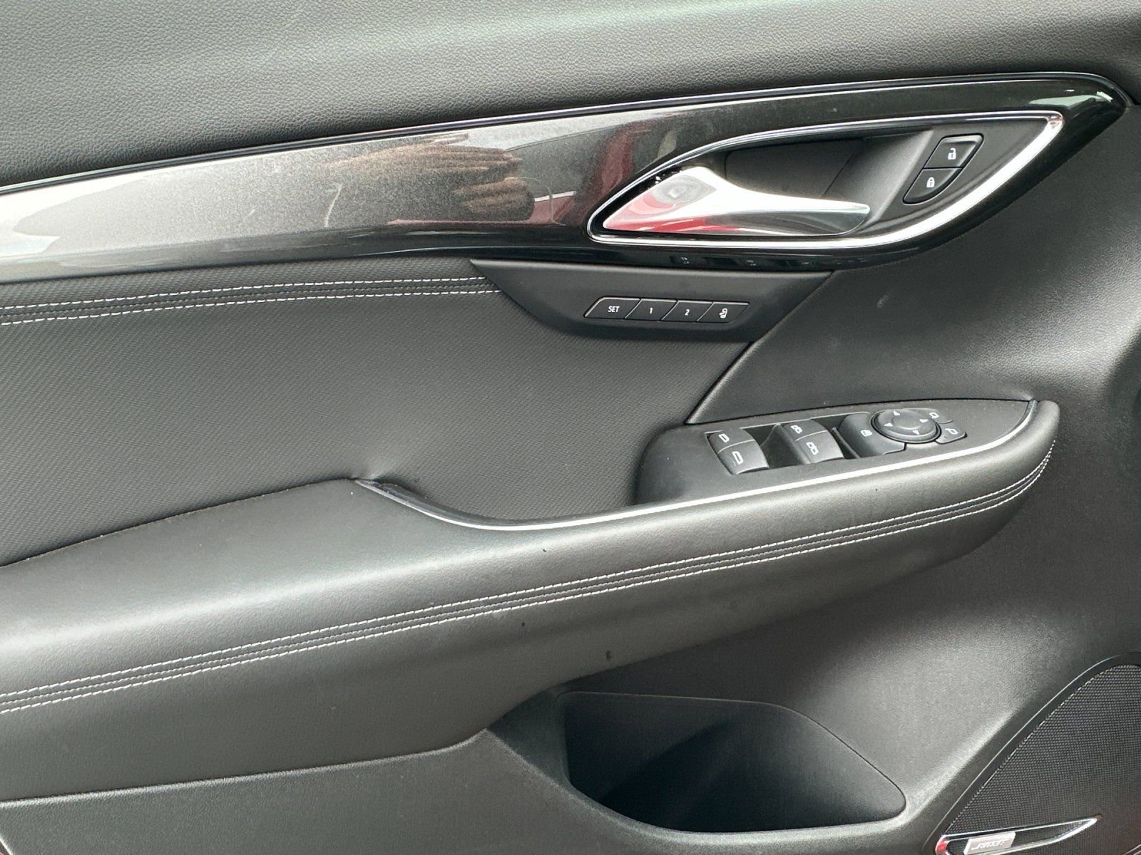 New 2025 Buick Envision Preferred image 11