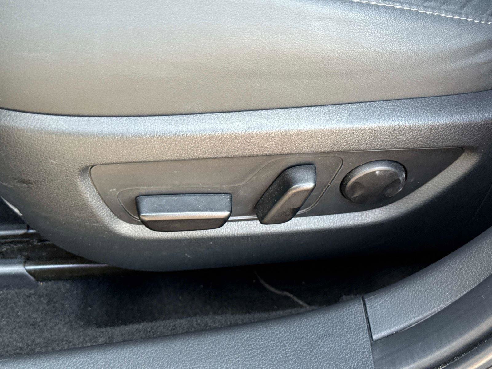 Certified 2025 MAZDA CX-30 AWD 2.5 S w/ Preferred Package image 22