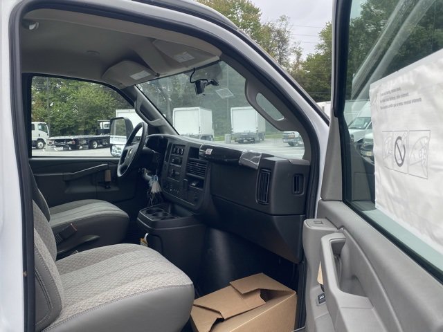 New 2025 Chevrolet Express 3500 w/ Power Convenience Package RWD image 45