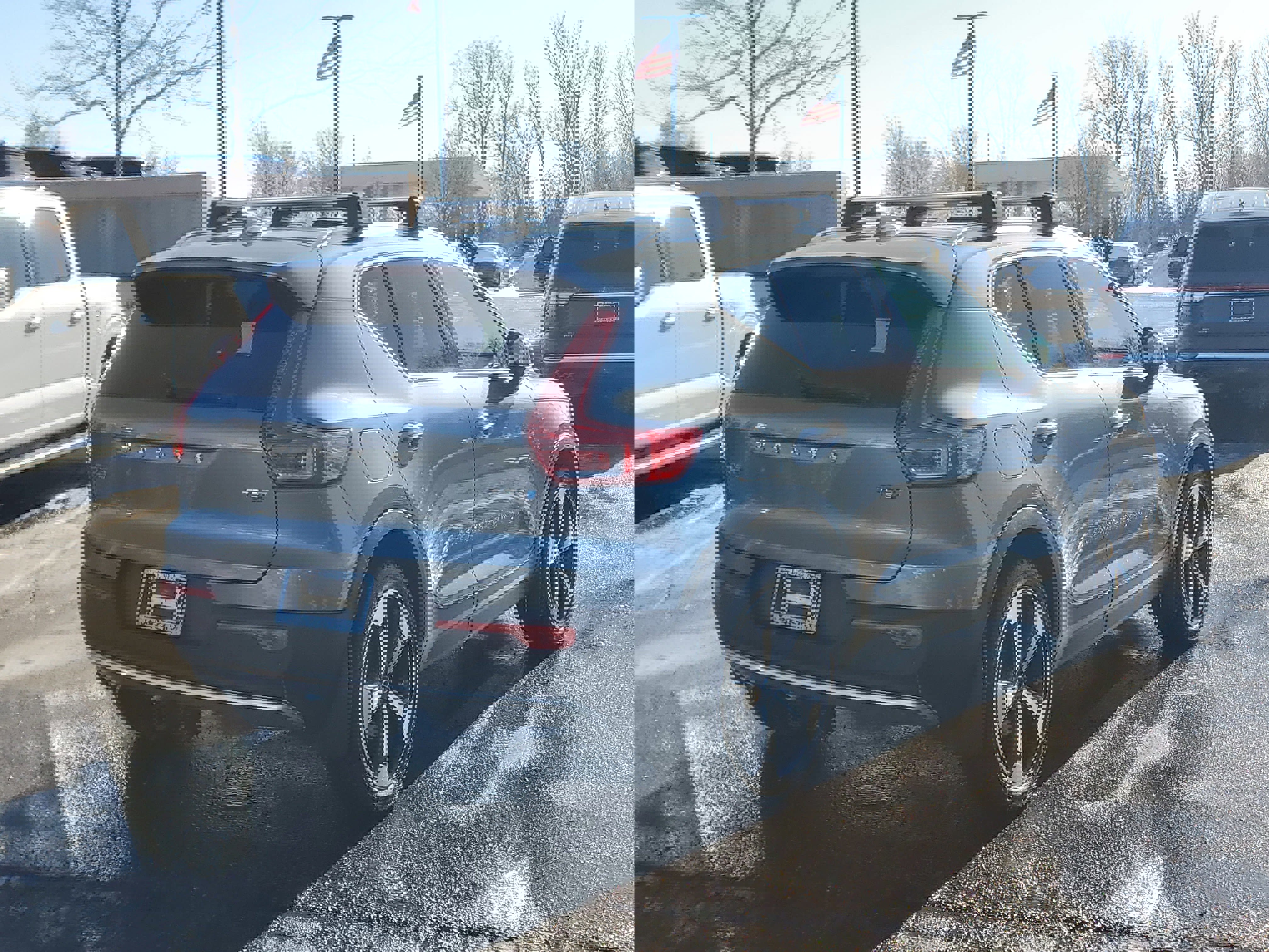 Used 2019 Volvo XC40 T5 Momentum image 6