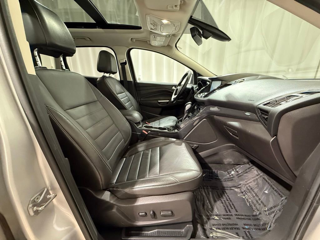 Used 2015 Ford Escape Titanium image 23