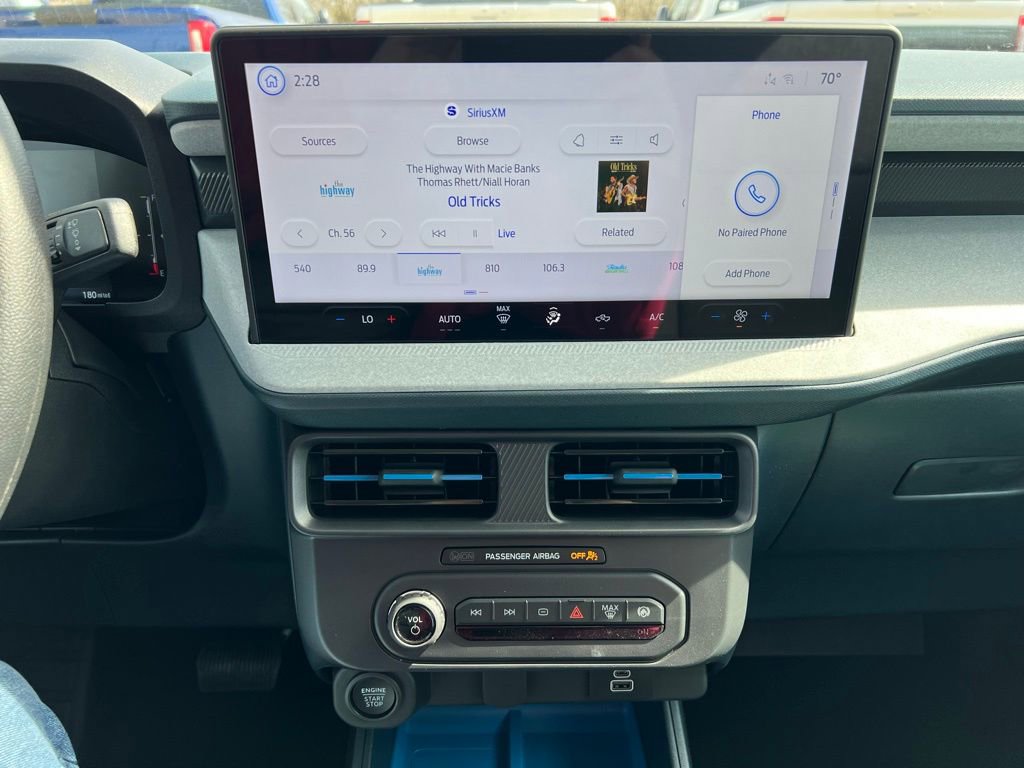 New 2026 Ford Maverick XLT image 25