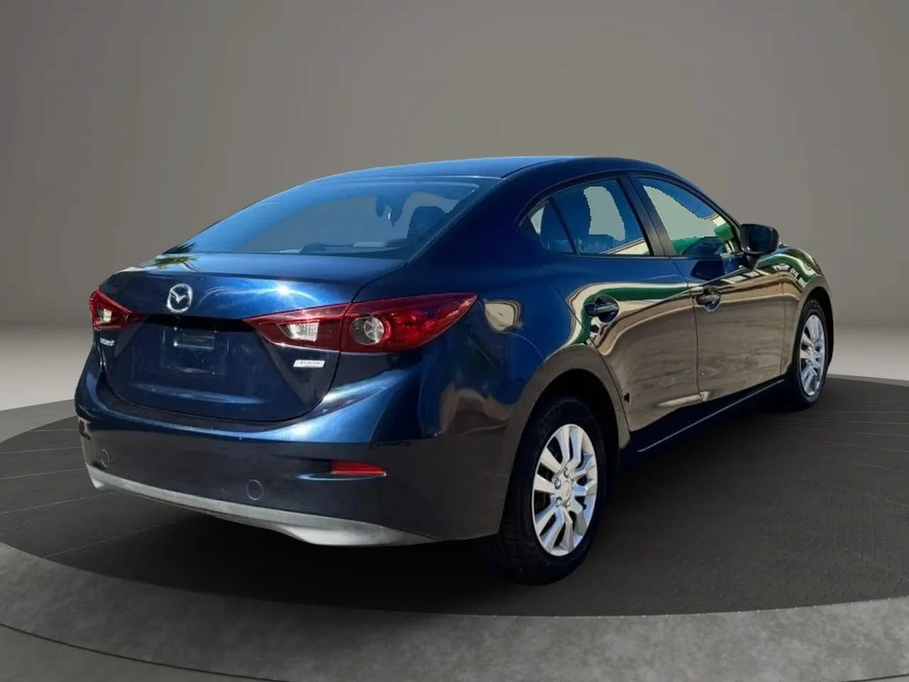 Used 2016 MAZDA MAZDA3 i Sport FWD image 5
