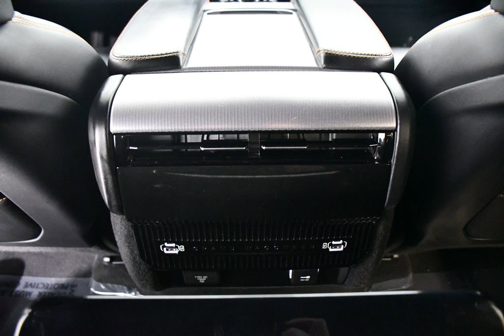 Used 2022 Jeep Grand Wagoneer Series III w/ Rear Seat Video Group 1 image 20