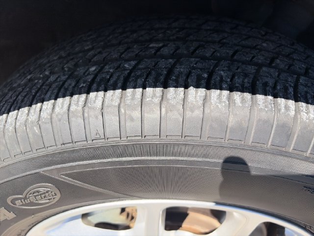Used 2023 Chrysler Pacifica Touring-L FWD image 25