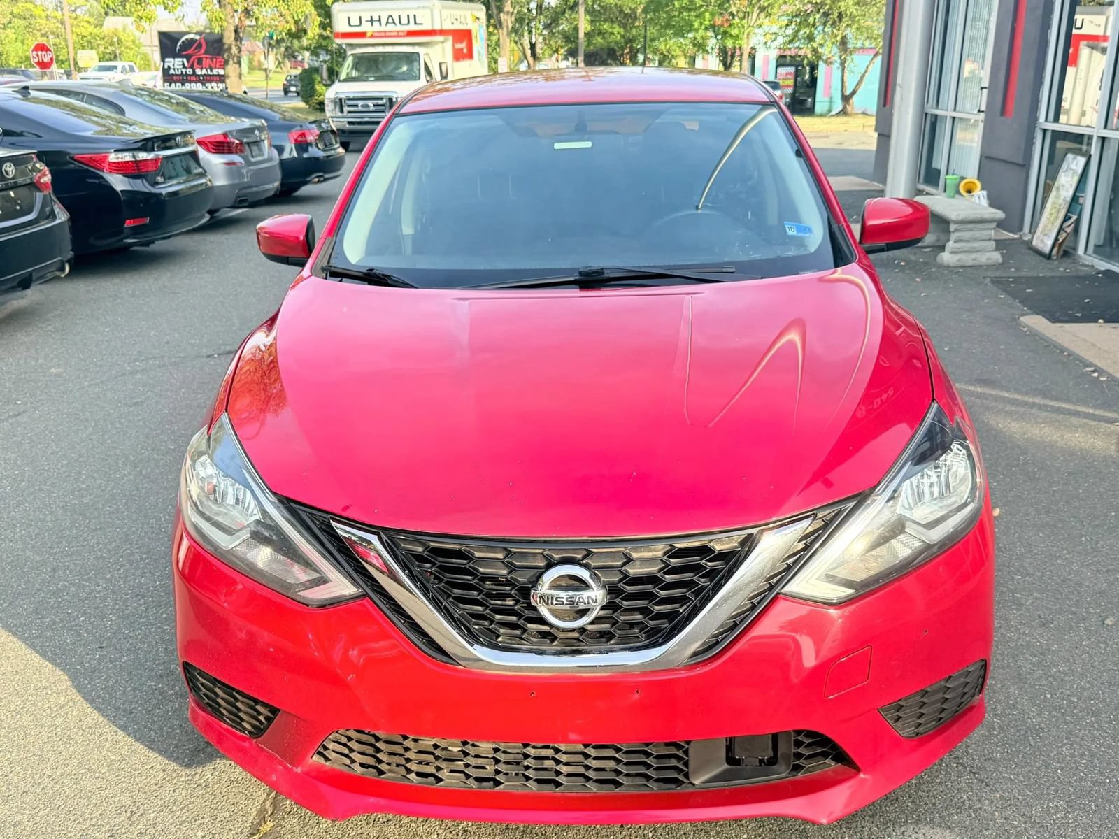 Used 2018 Nissan Sentra SV FWD image 2