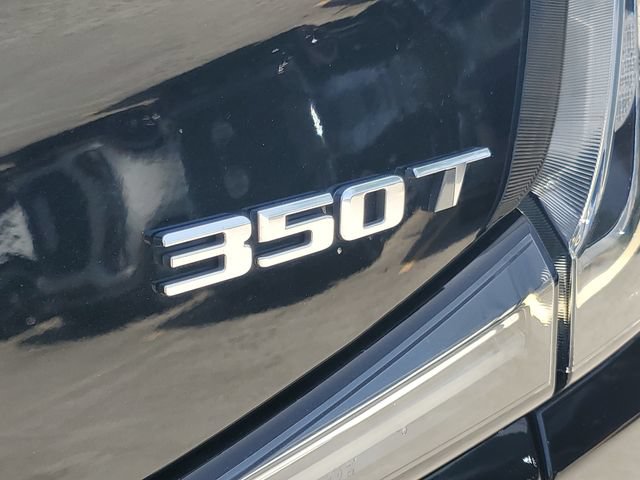 Certified 2024 Cadillac XT4 Sport FWD image 9