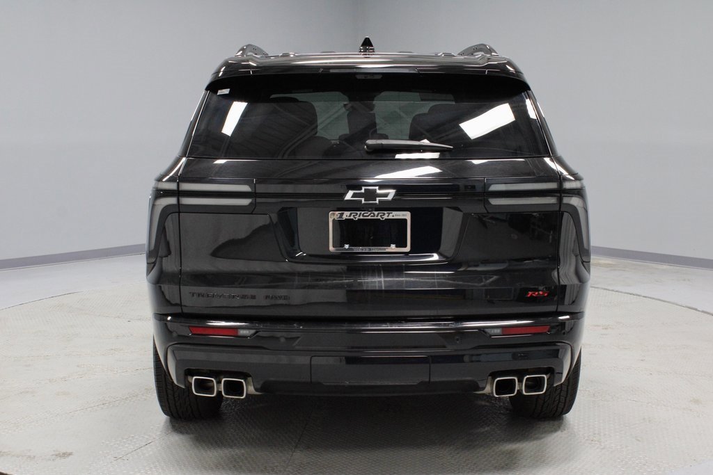Used 2024 Chevrolet Traverse RS image 11