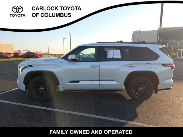 Used 2023 Toyota Sequoia Platinum AWD/4WD image 3