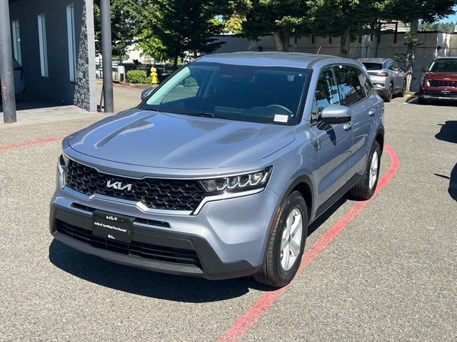 Used 2023 Kia Sorento LX FWD image 3