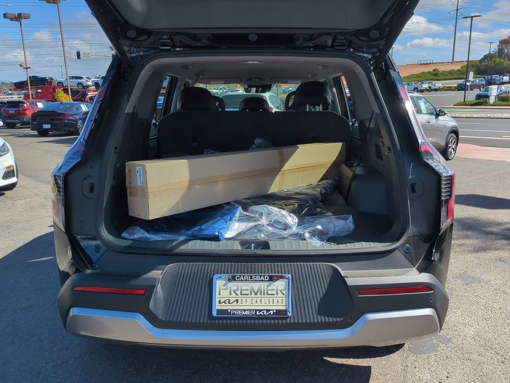 New 2026 Kia EV9 Light RWD image 42