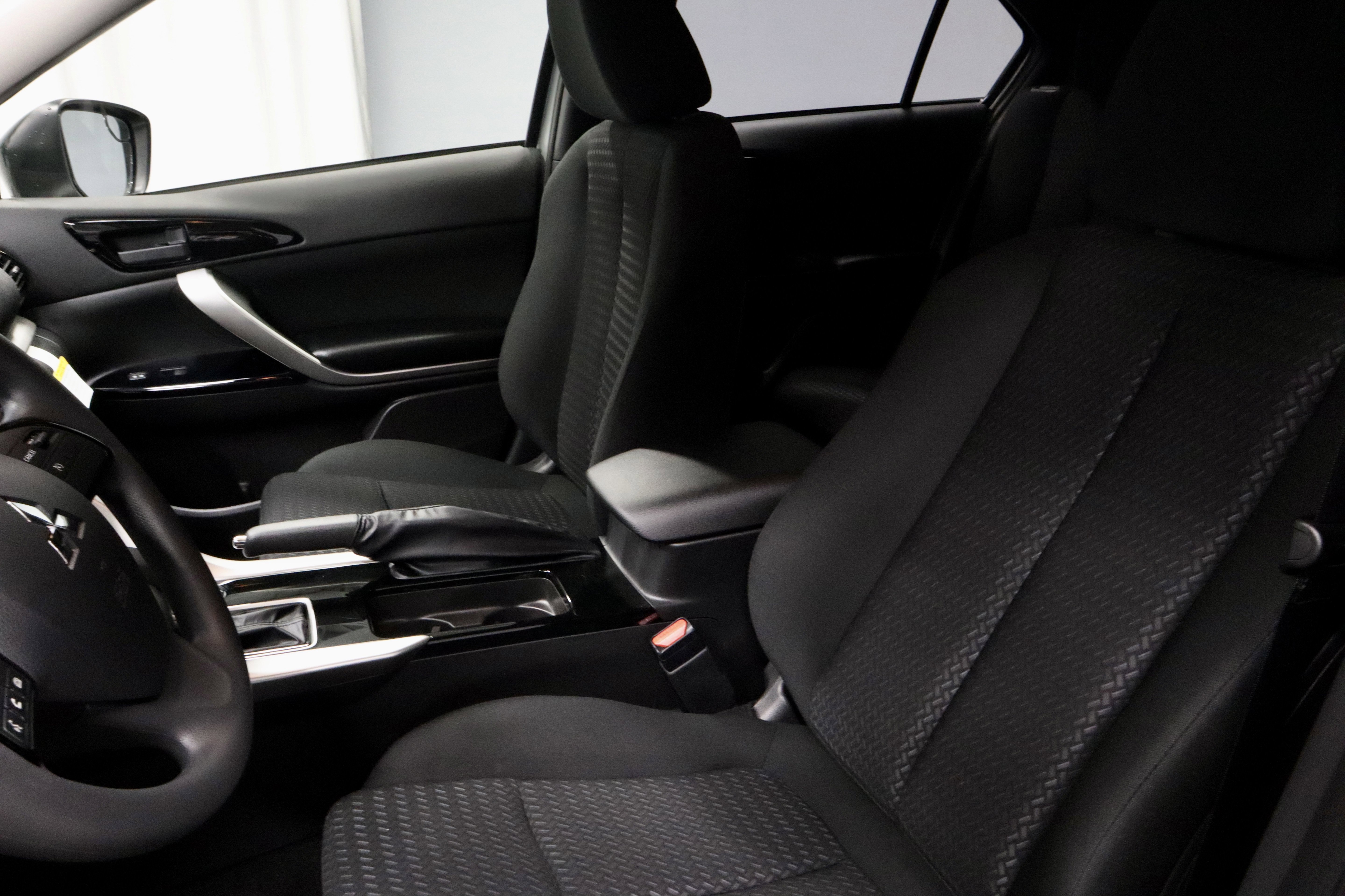 New 2026 Mitsubishi Eclipse Cross LE AWD/4WD image 18